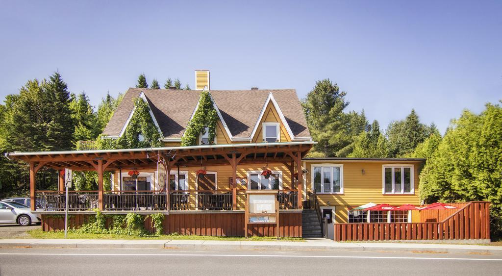Auberge Au Soleil Levant Piopolis Exterior photo